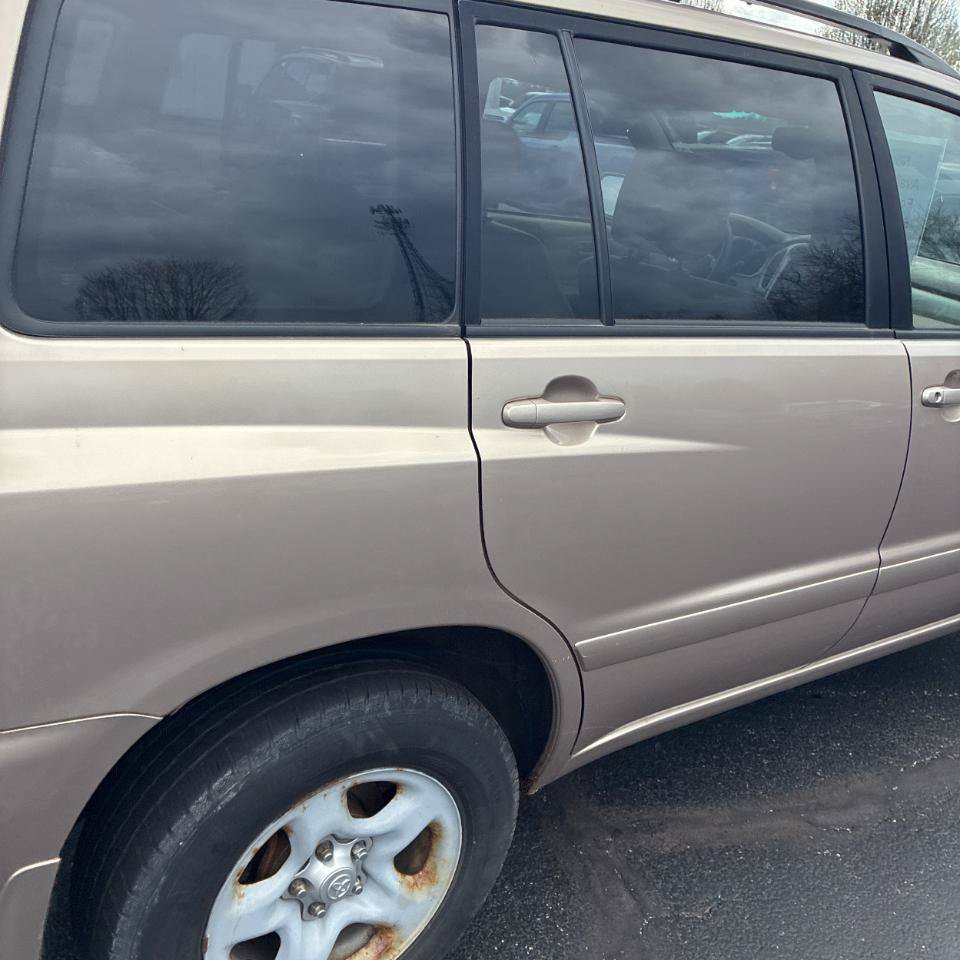 Used 2005 Toyota Highlander 4WD image 9