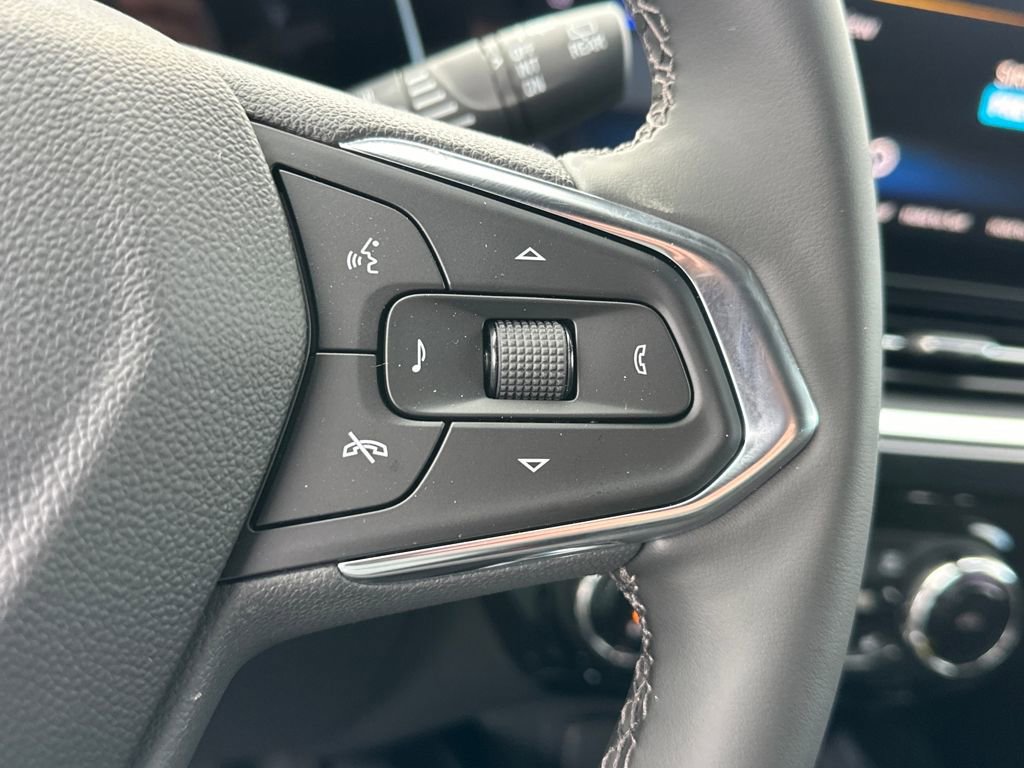 New 2026 Chevrolet Trax ACTIV w/ Sunroof Package FWD image 21