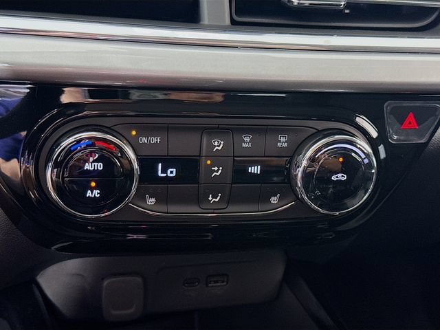 New 2026 Chevrolet Trax LT w/ Driver Confidence Package FWD image 17