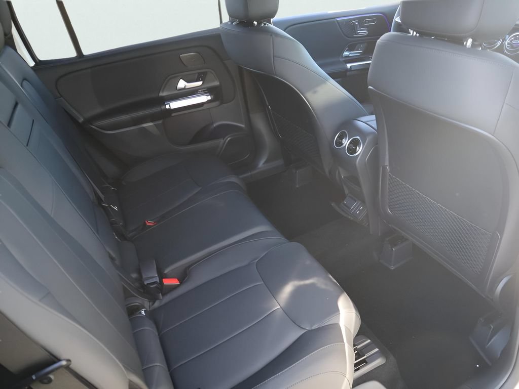 New 2026 Mercedes-Benz GLB 250 4MATIC image 18