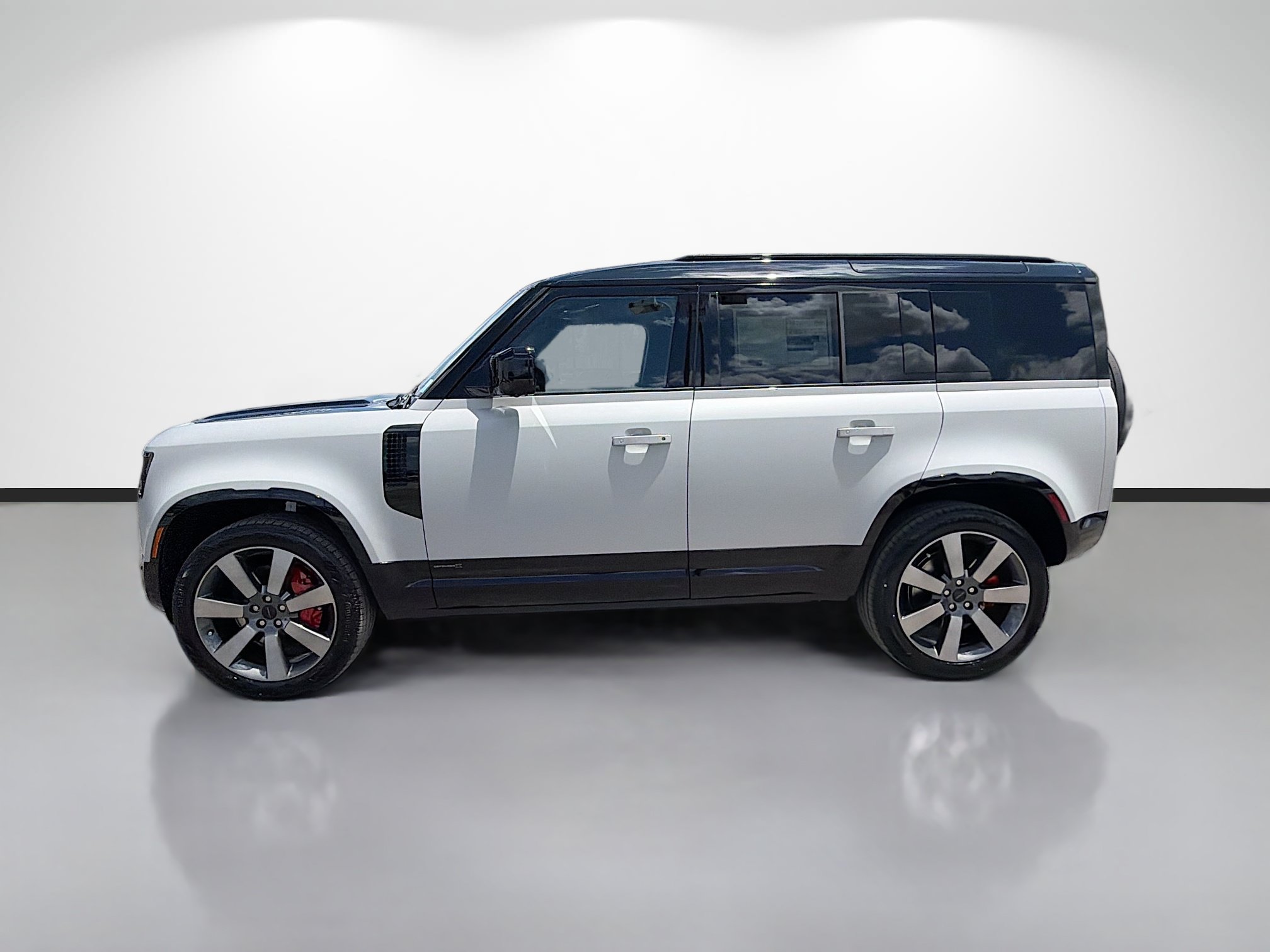 New 2026 Land Rover Defender 110 X AWD/4WD image 2