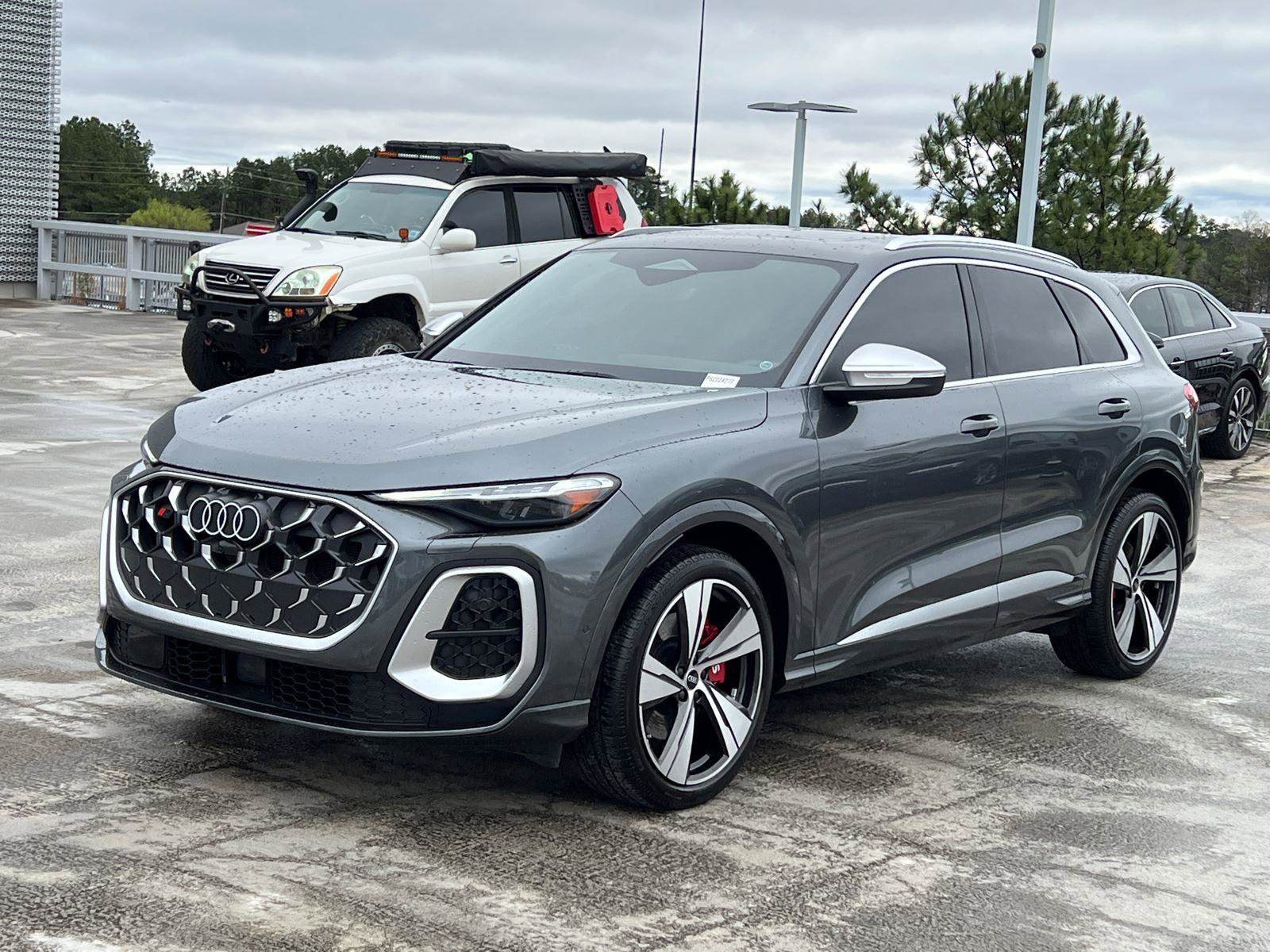 Used 2025 Audi SQ5 Premium Plus w/ Premium Plus Package image 1