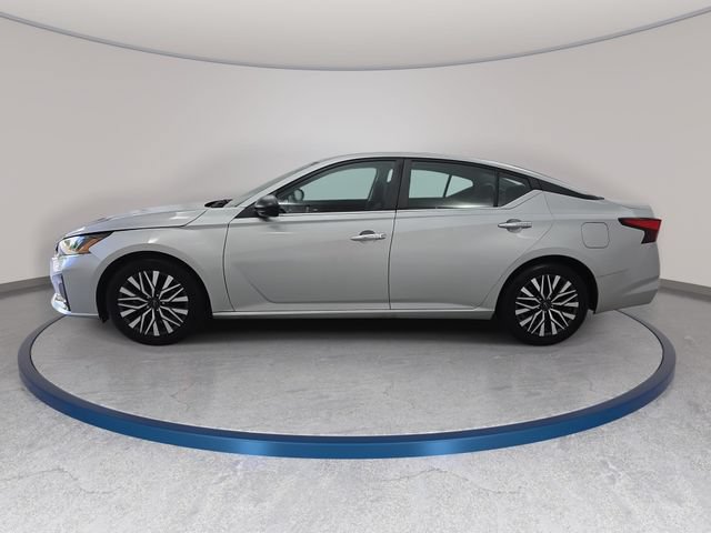 Certified 2024 Nissan Altima 2.5 SV FWD image 8