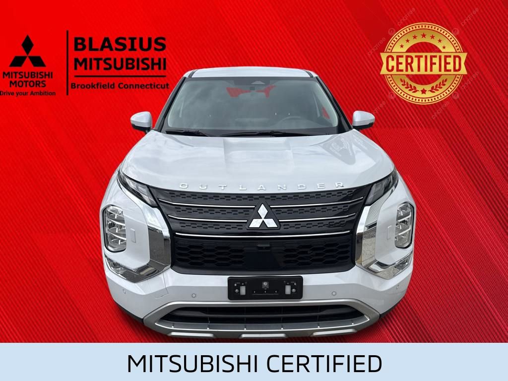 Used 2024 Mitsubishi Outlander 4WD Plug-In Hybrid image 6