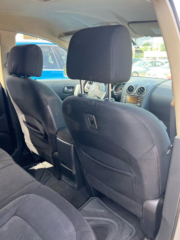 Used 2012 Nissan Rogue S w/ Special Edition Pkg FWD image 4