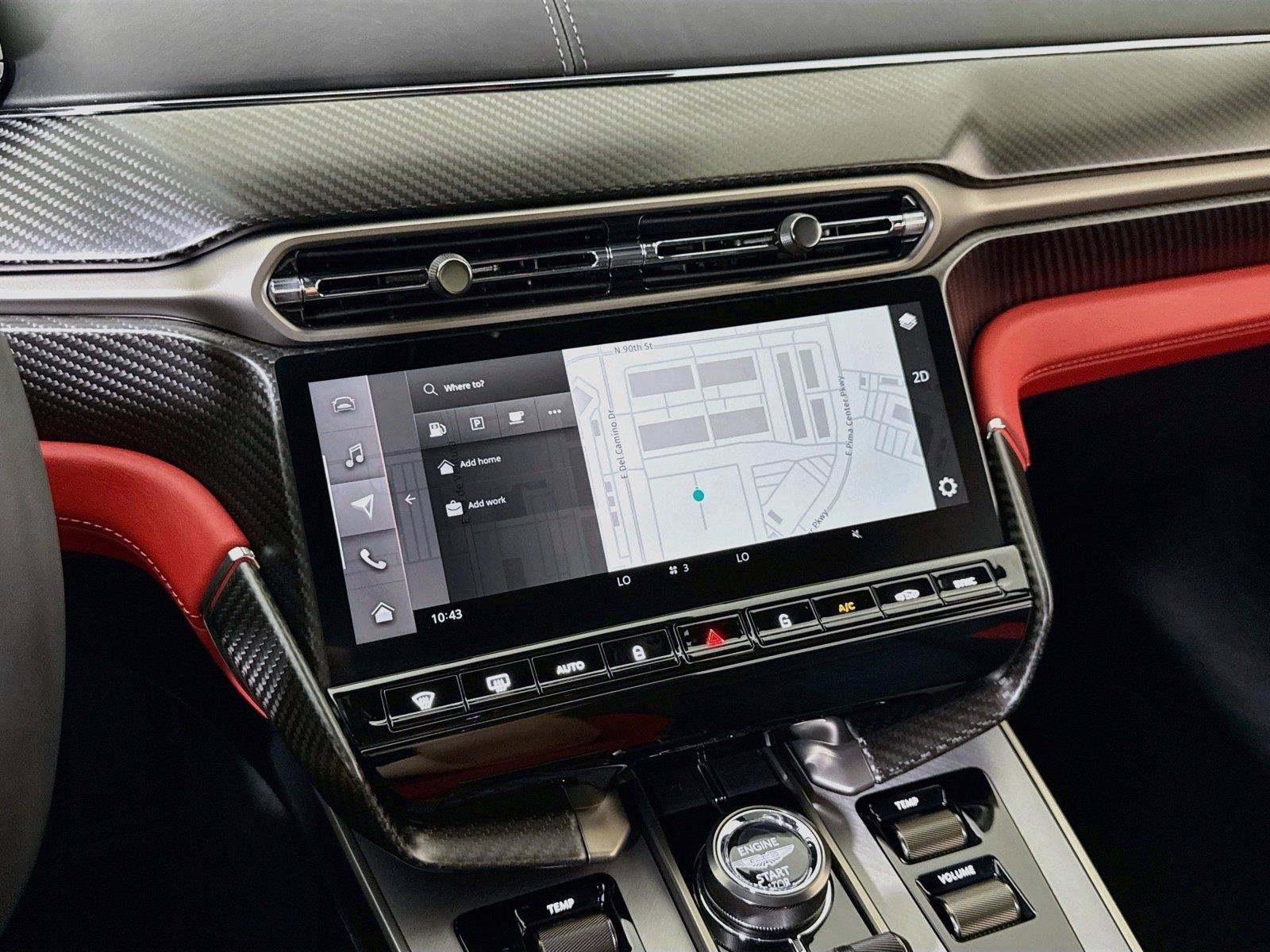 Used 2025 Aston Martin Vanquish RWD image 18