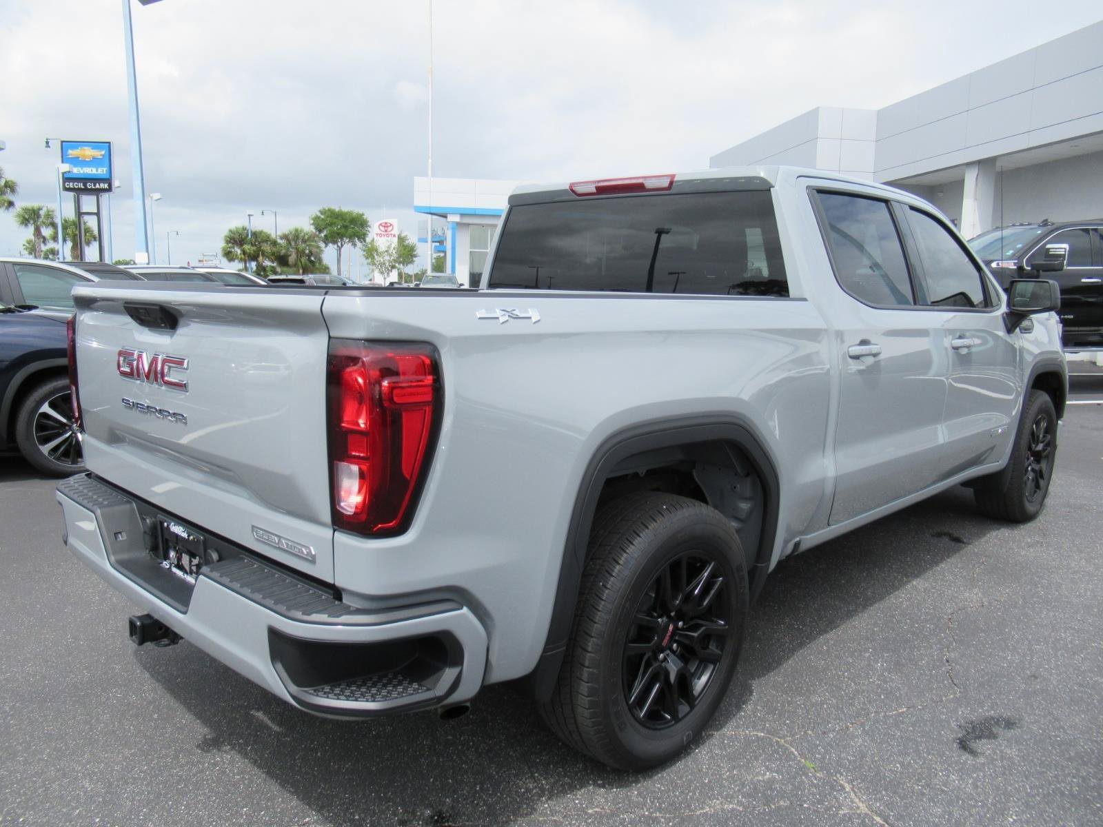 Certified 2024 GMC Sierra 1500 Elevation AWD/4WD image 5