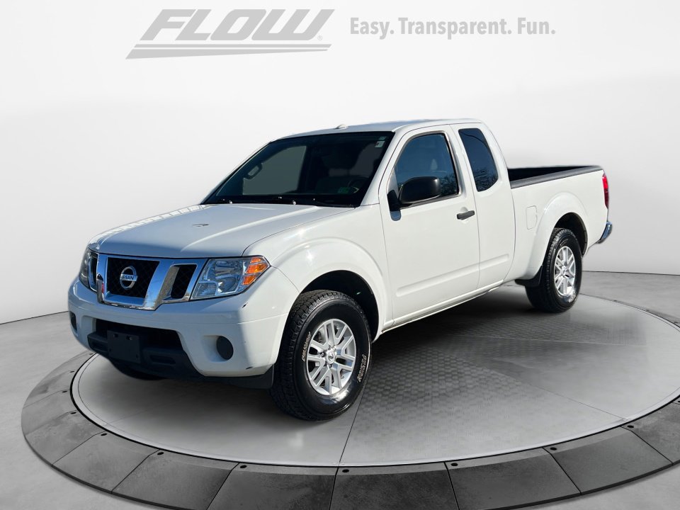 Used 2016 Nissan Frontier SV image 3