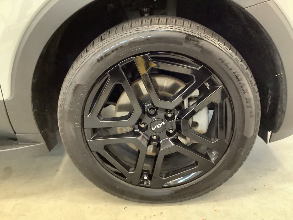 Certified 2024 Kia Telluride SX X-Line AWD/4WD image 31