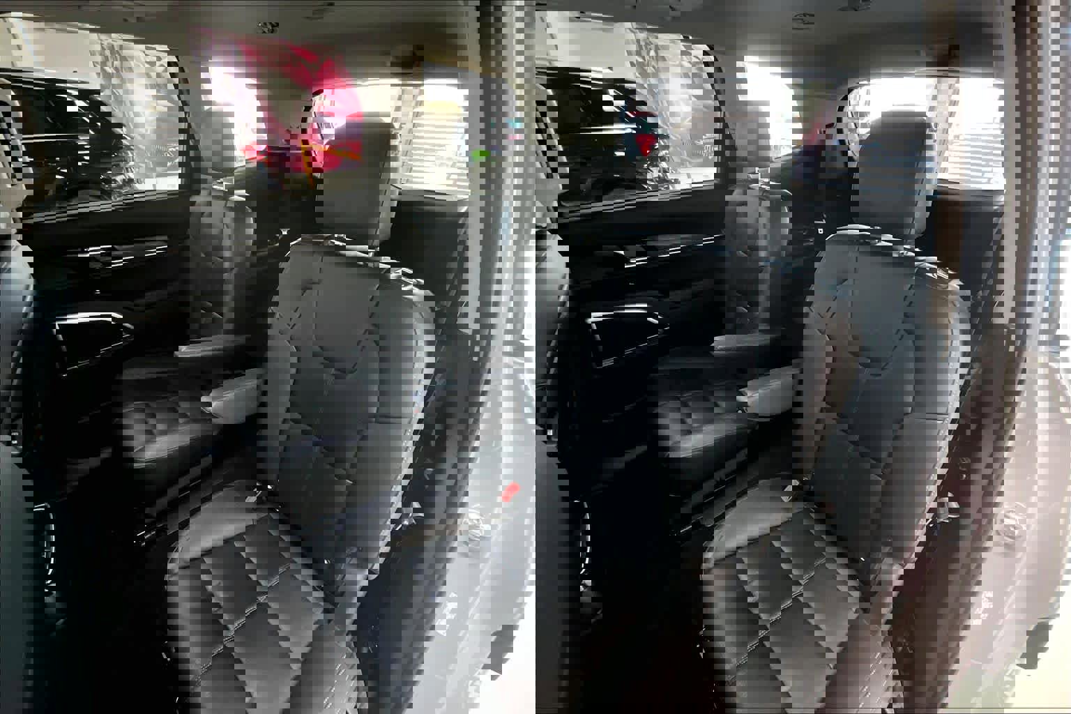 Used 2022 Kia Telluride EX w/ EX Premium Package image 27