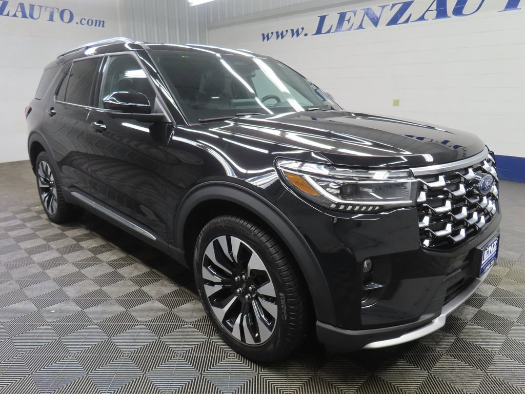 Used 2026 Ford Explorer Platinum w/ LUX Leather Package AWD/4WD image 3