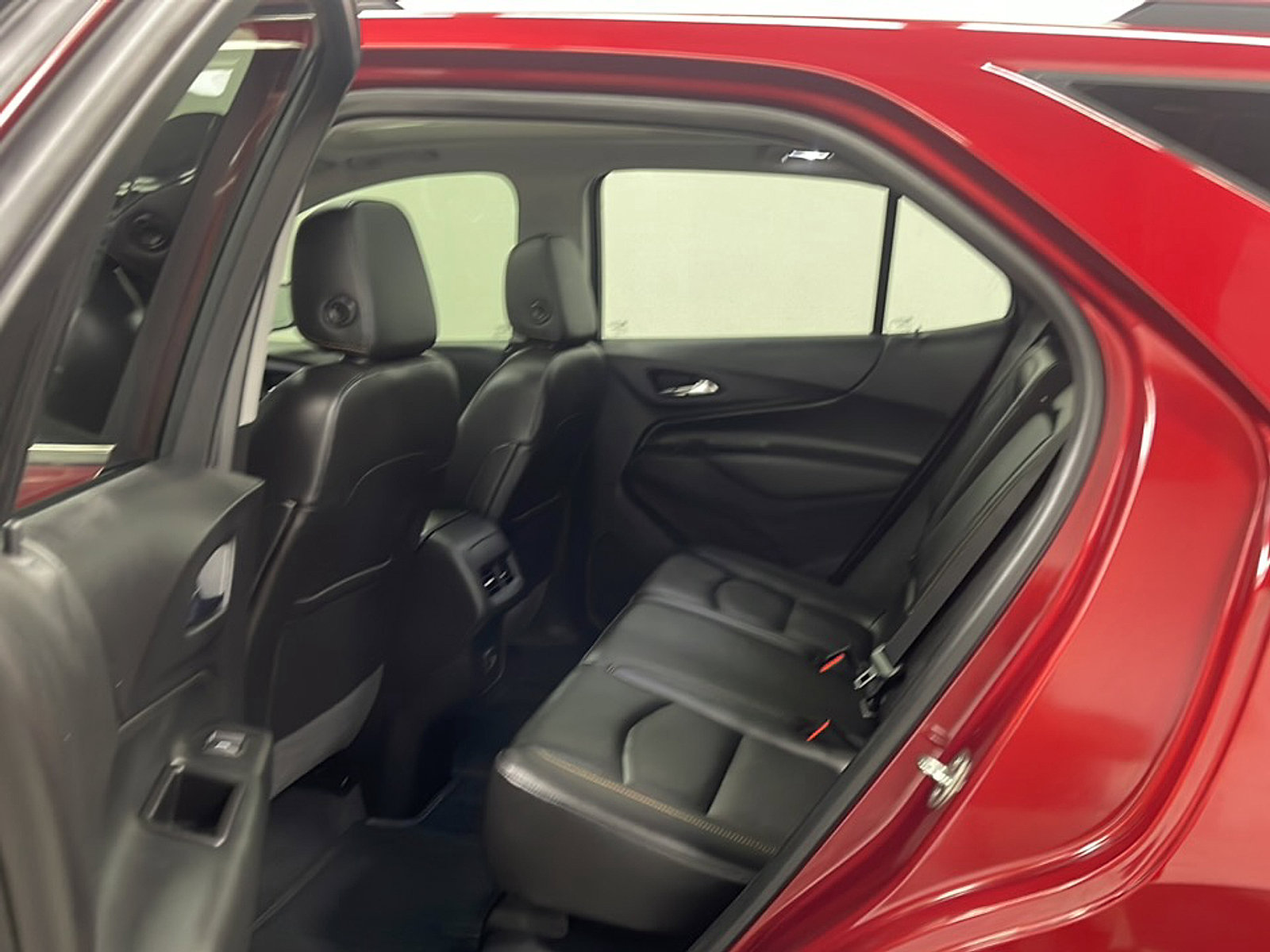 Used 2020 Chevrolet Equinox LT w/ Sport Edition AWD/4WD image 15