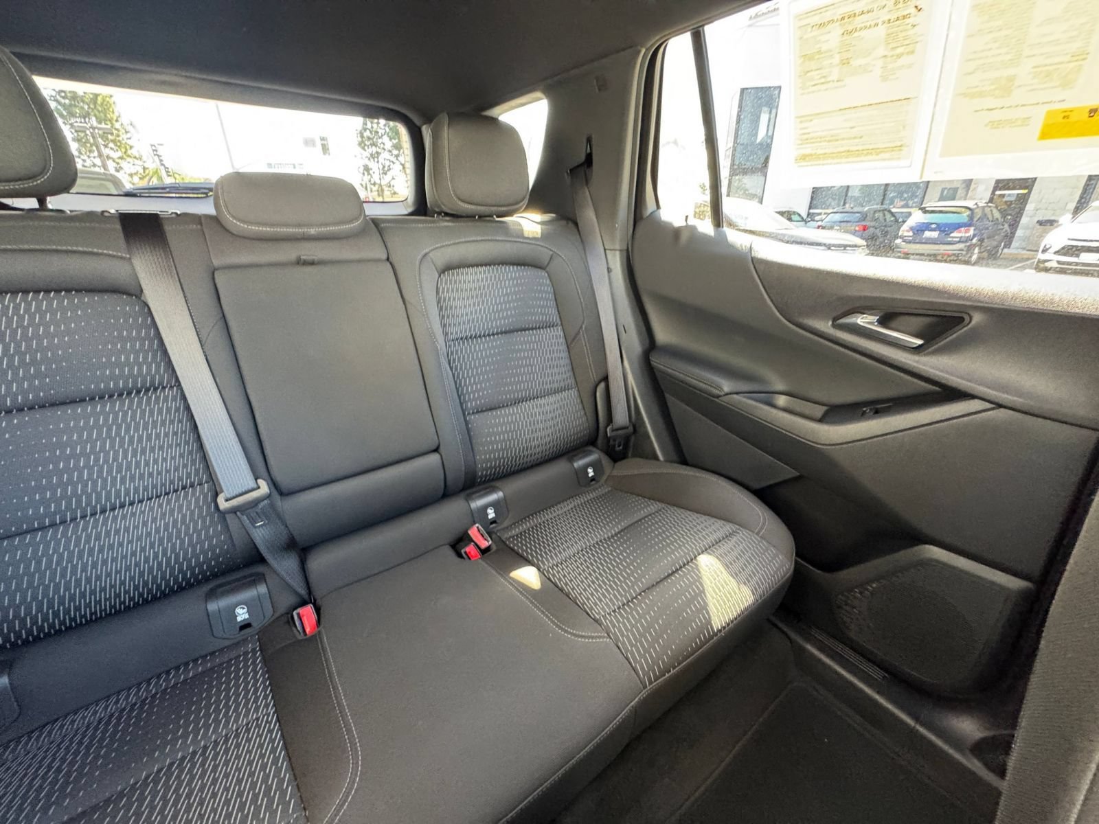 Used 2025 Chevrolet Equinox LT AWD/4WD image 37
