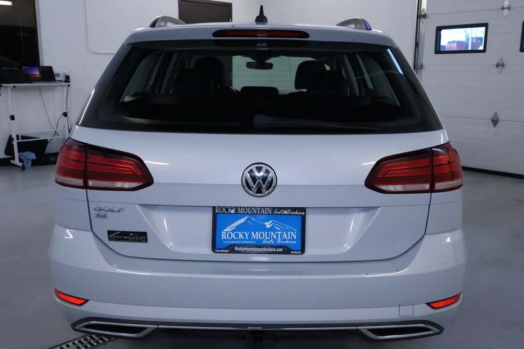 Used 2019 Volkswagen Golf SE FWD image 6
