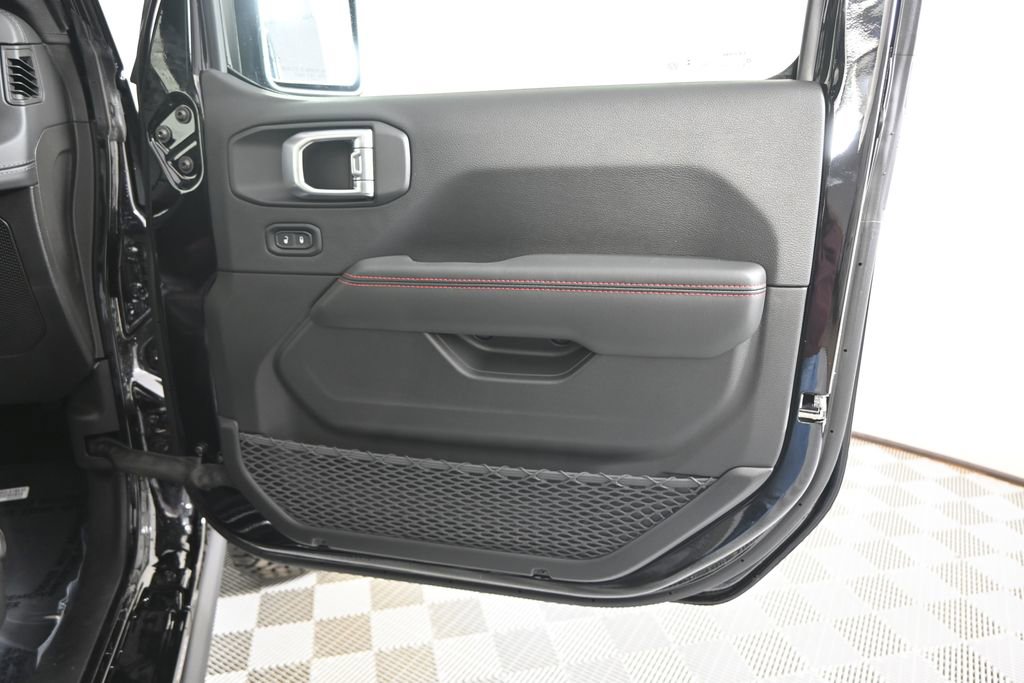 New 2026 Jeep Wrangler Unlimited Rubicon 392 image 13