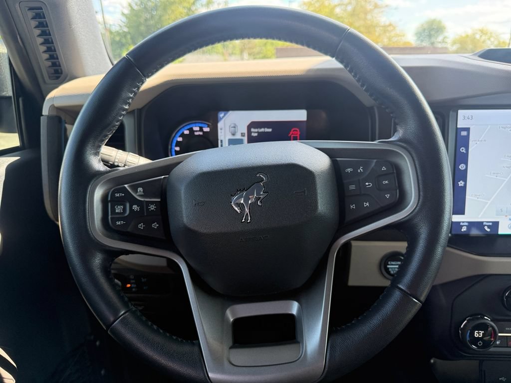 Used 2023 Ford Bronco Wildtrak AWD/4WD image 29