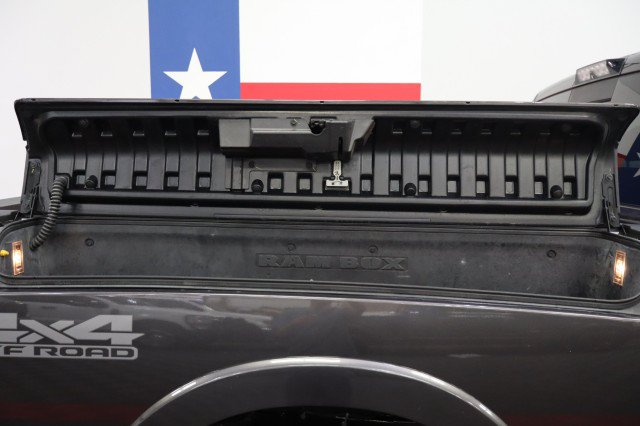 Used 2019 RAM 2500 Laramie w/ Night Edition AWD/4WD image 38