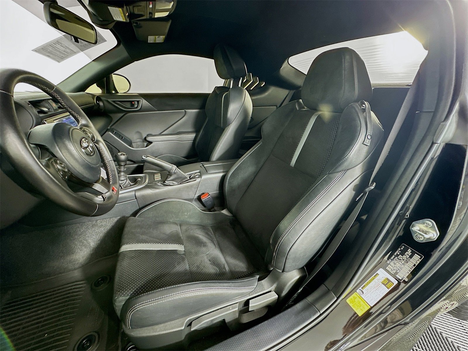 Used 2024 Toyota GR86 Premium image 20