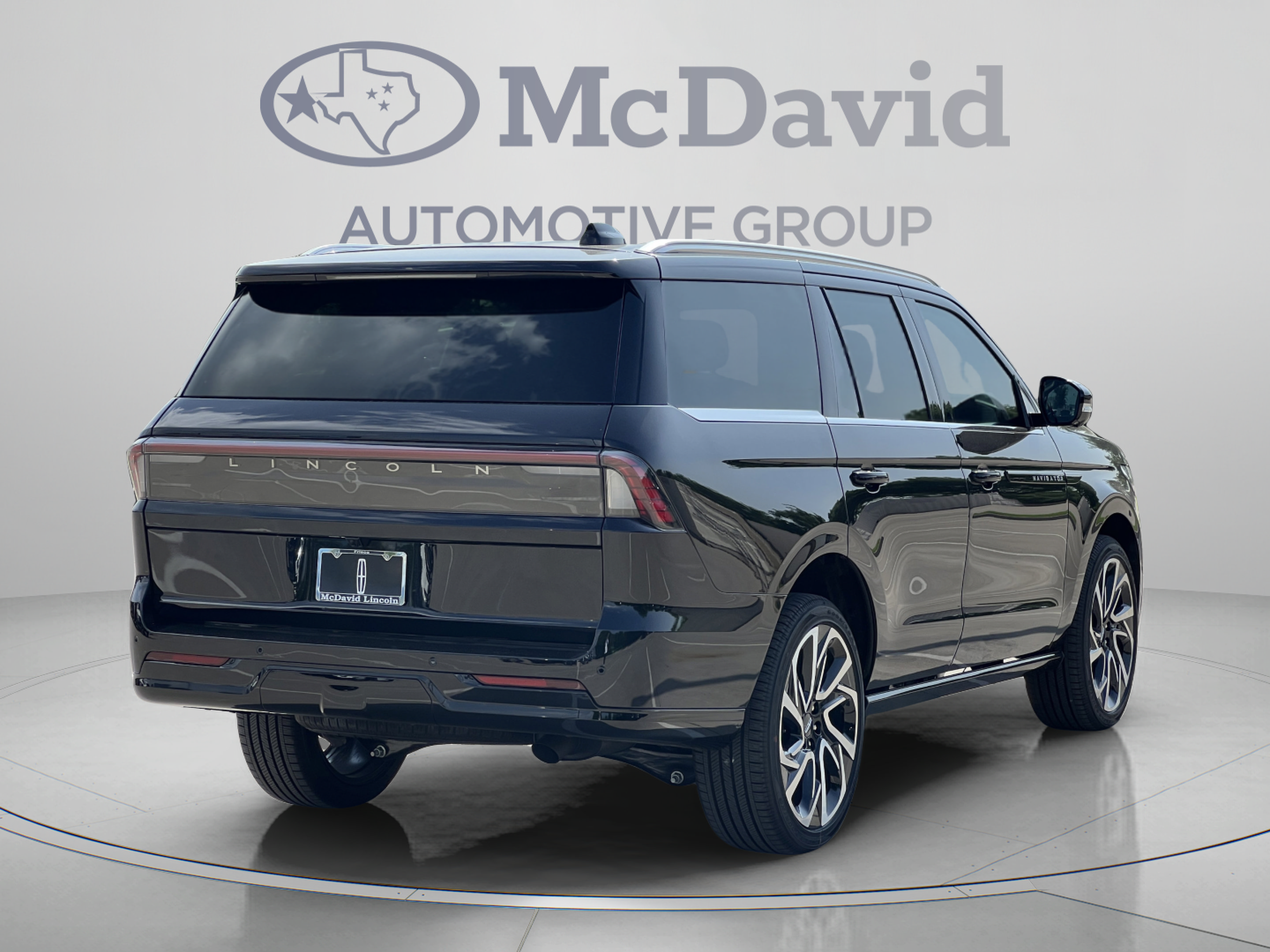 New 2026 Lincoln Navigator Black Label AWD/4WD image 7