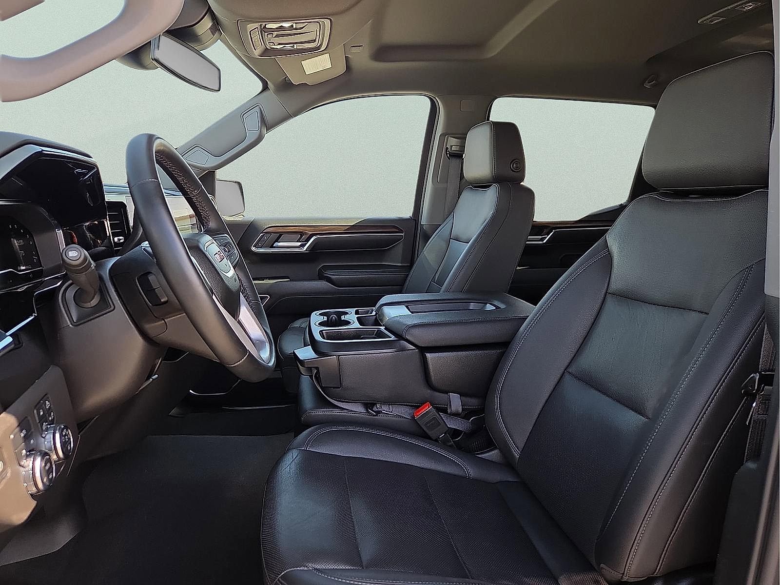 Used 2024 GMC Sierra 1500 SLT image 14