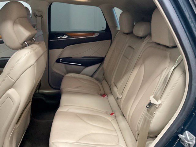 Used 2019 Lincoln MKC Select w/ Select Plus Package AWD/4WD image 19