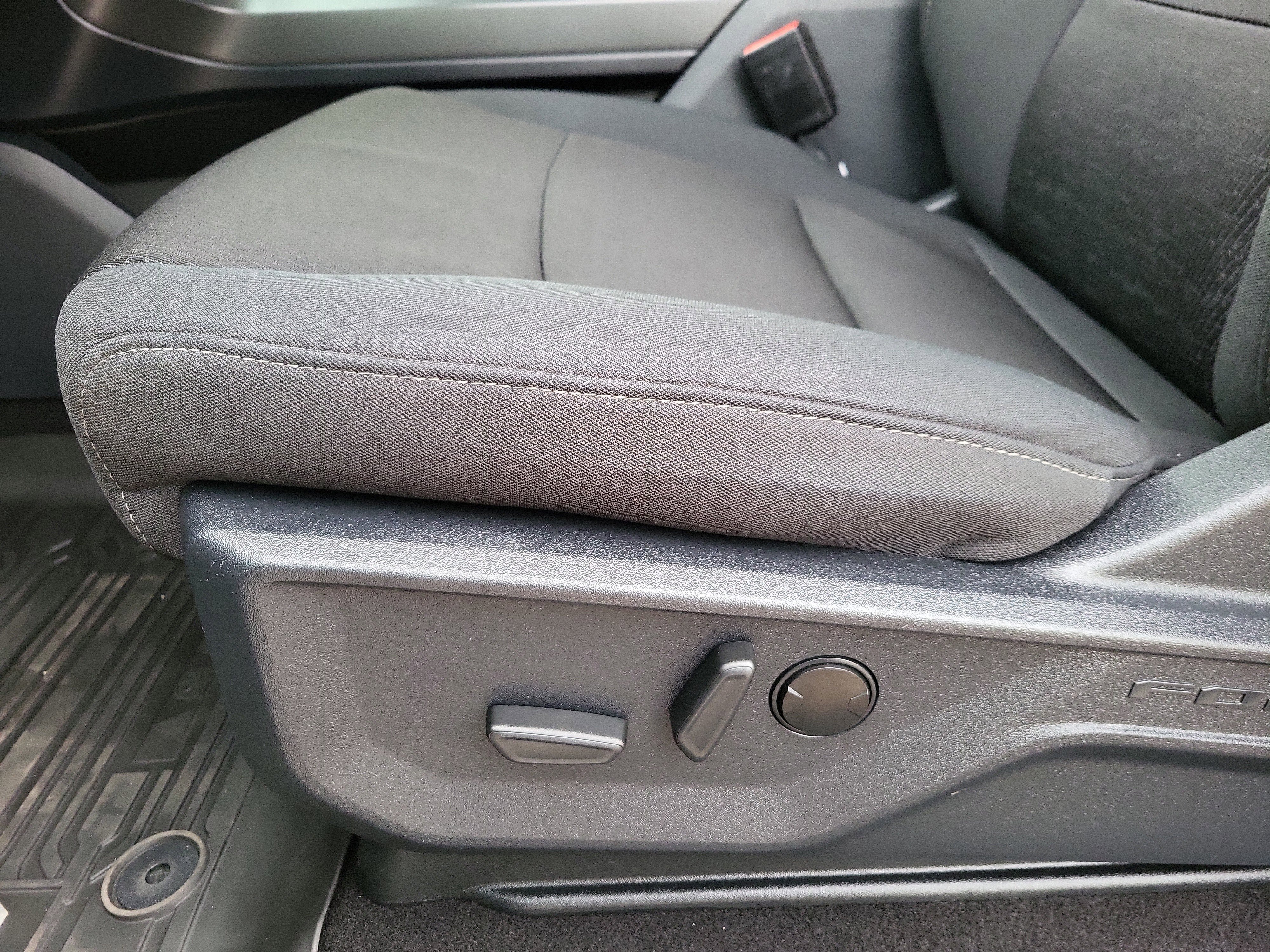 Used 2024 Ford F150 XLT w/ Equipment Group 302A MID image 8