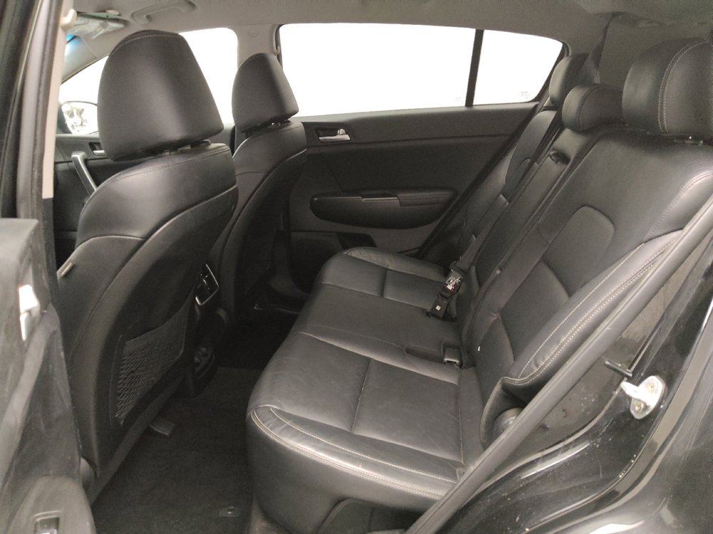 Used 2017 Kia Sportage EX image 18