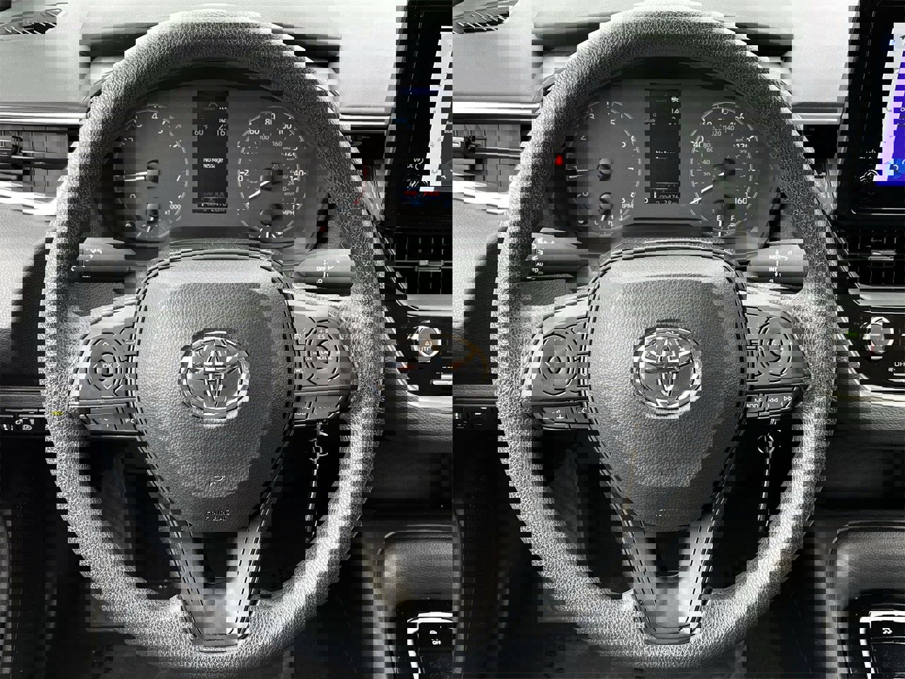 Used 2024 Toyota Corolla LE image 10
