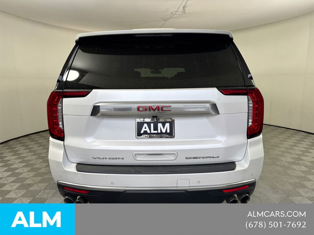 Used 2021 GMC Yukon XL Denali w/ LPO, Illumination Package image 8
