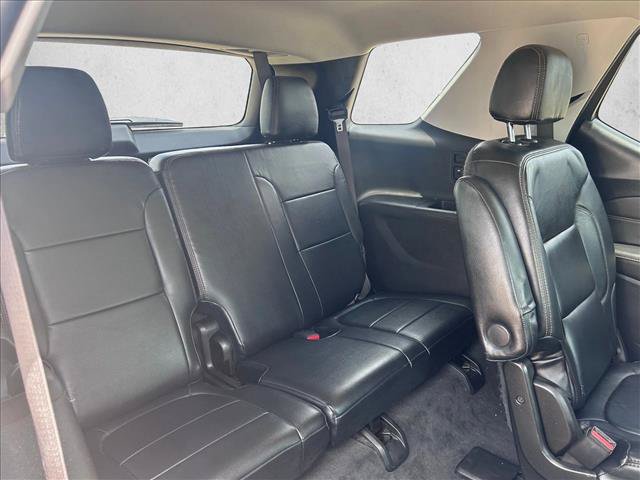 Used 2019 Chevrolet Traverse LT FWD image 18