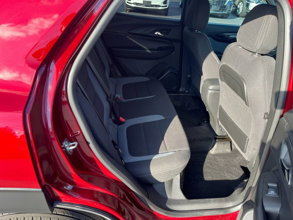 Certified 2024 Chevrolet TrailBlazer LT w/ LT Cold Weather Package image 17