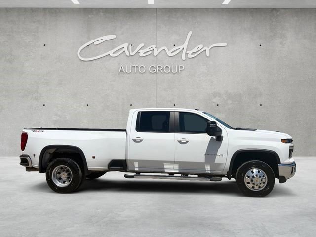 Certified 2025 Chevrolet Silverado 3500 LT w/ Safety Package AWD/4WD image 16