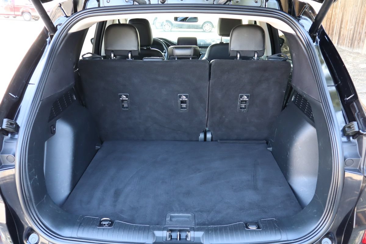 Used 2020 Ford Escape Titanium AWD/4WD image 14