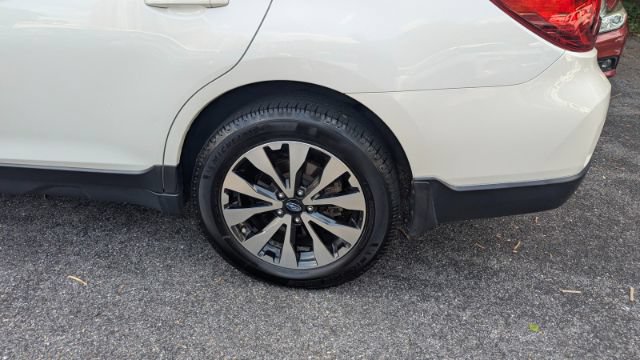 Used 2016 Subaru Outback 2.5i Limited AWD/4WD image 10