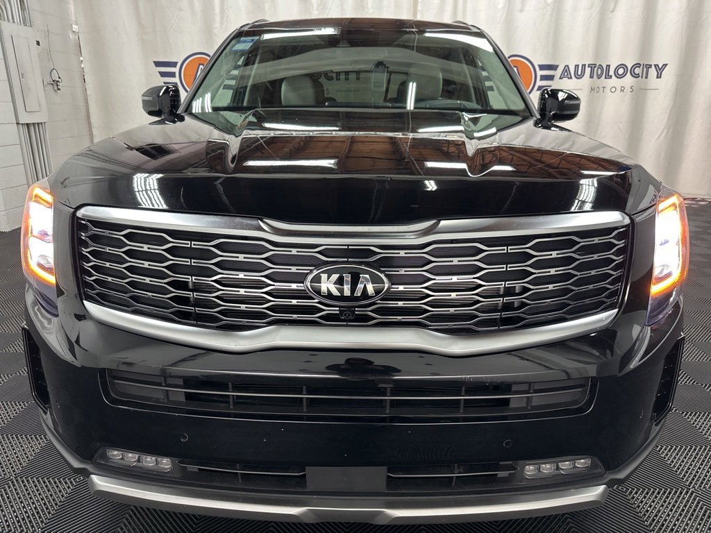 Used 2022 Kia Telluride SX w/ SX Prestige Package image 4
