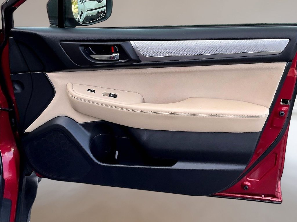 Used 2019 Subaru Outback 2.5i Premium AWD/4WD image 28