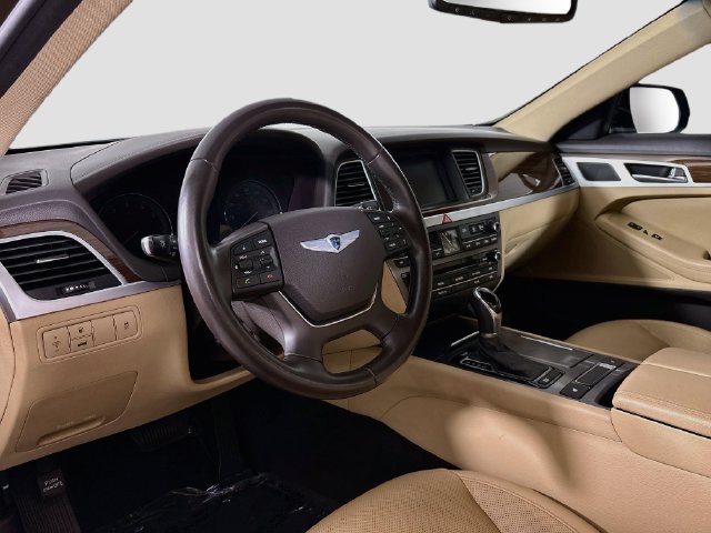 Used 2016 Hyundai Genesis 3.8 RWD image 9