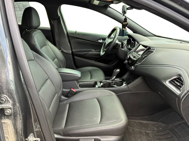 Used 2019 Chevrolet Cruze Diesel w/ Sun And Sound Package FWD image 12