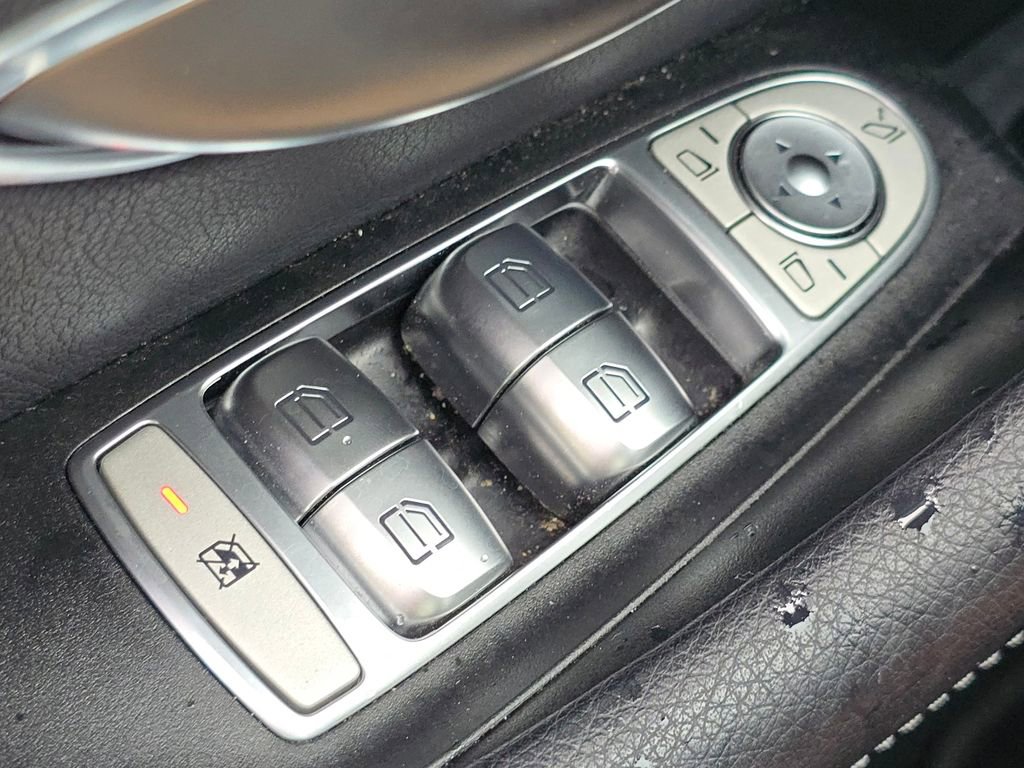 Used 2022 Mercedes-Benz E 350 4MATIC Sedan image 27