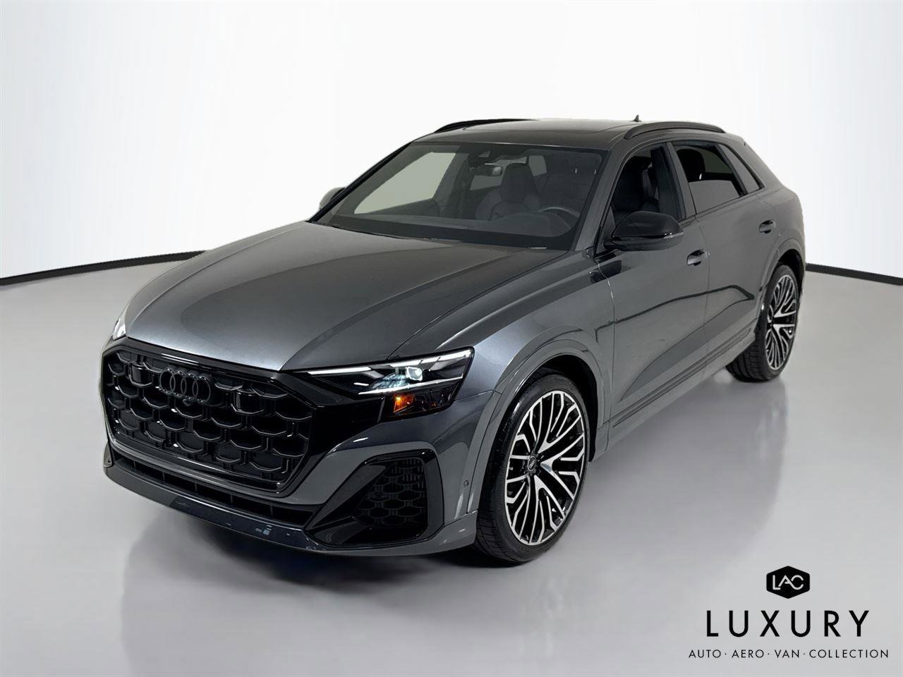 Used 2024 Audi SQ8 Premium Plus w/ 23" Wheel Package image 4