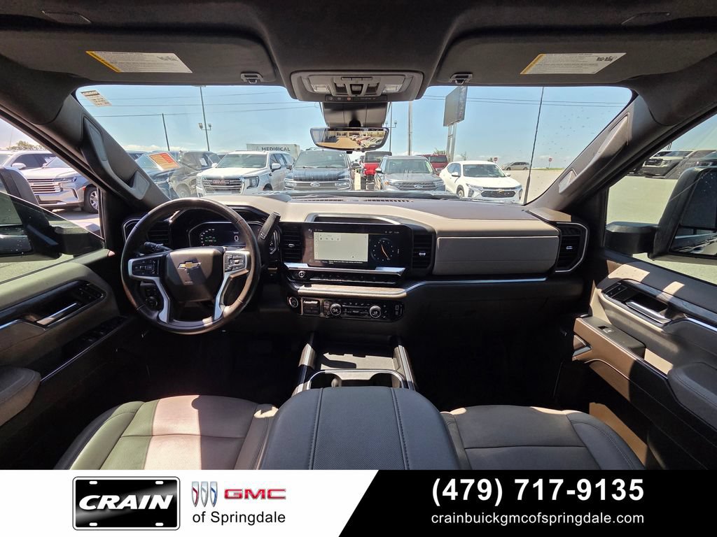 Used 2024 Chevrolet Silverado 2500 LTZ w/ LTZ Plus Package AWD/4WD image 27
