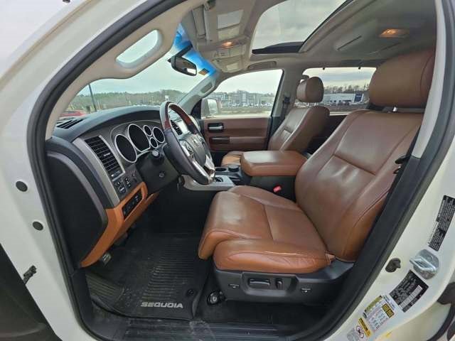 Used 2017 Toyota Sequoia Platinum image 12