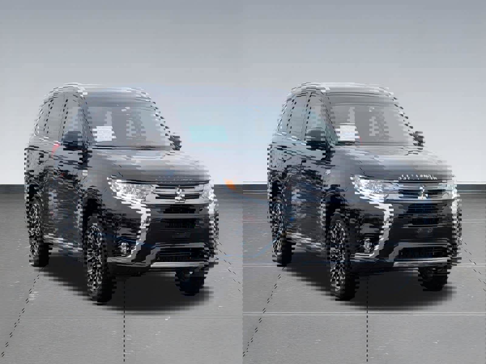 Used 2018 Mitsubishi Outlander SEL image 7