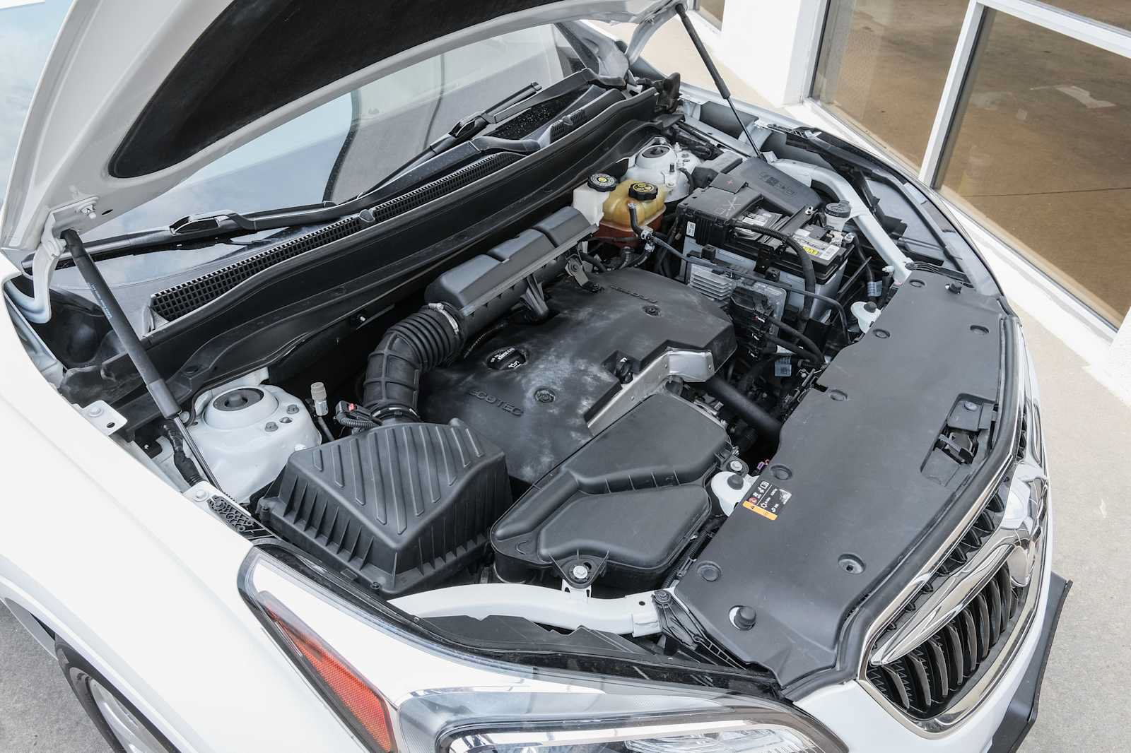 Used 2020 Buick Envision Essence FWD image 51