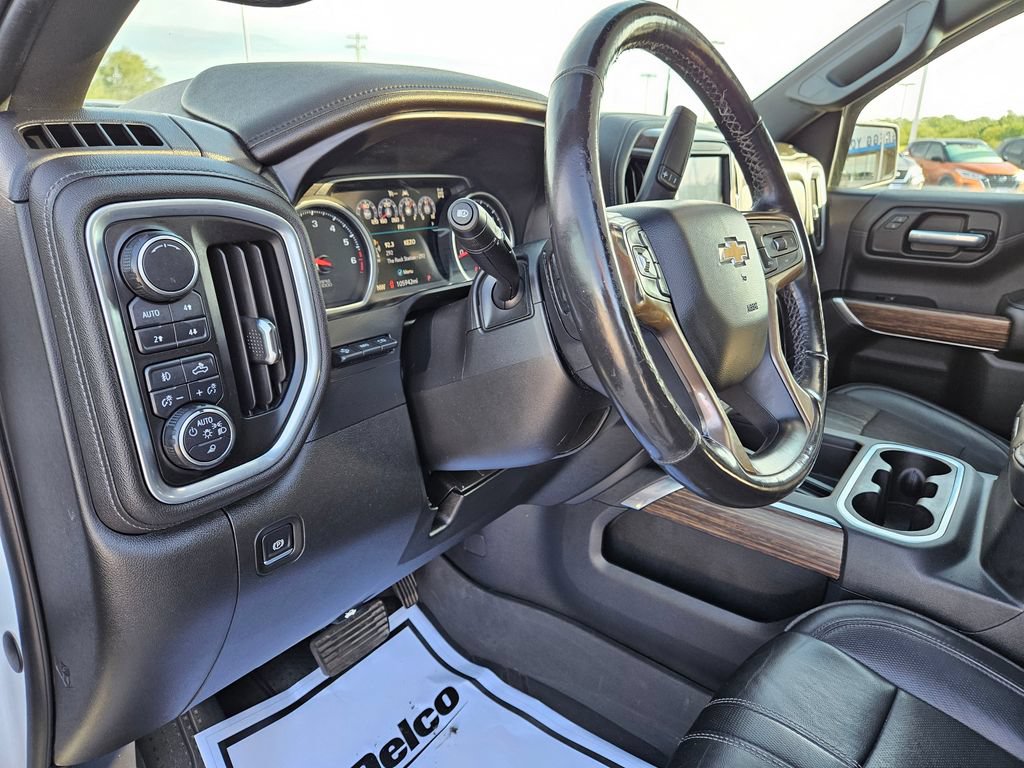 Used 2019 Chevrolet Silverado 1500 High Country w/ Technology Package AWD/4WD image 22