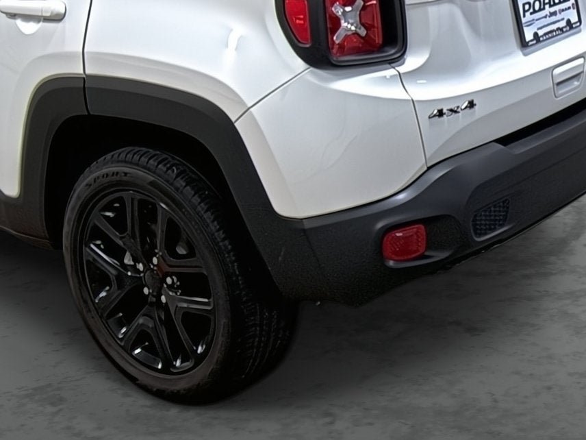 Used 2022 Jeep Renegade Altitude w/ Convenience Group AWD/4WD image 9