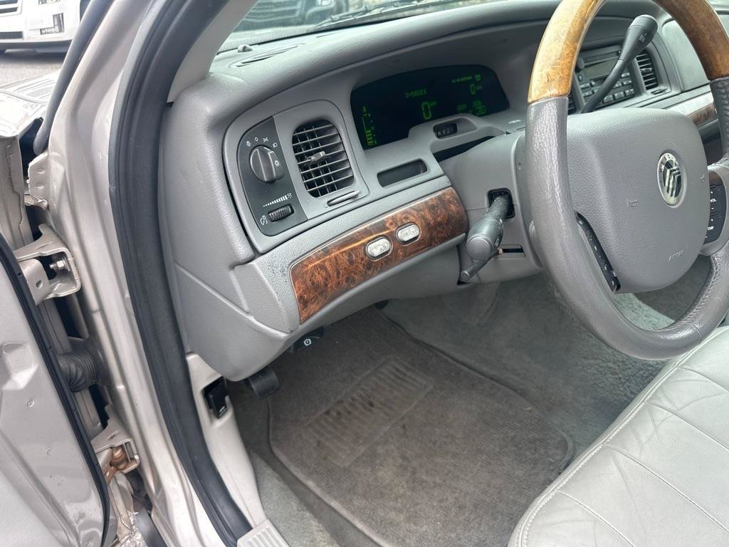 Used 2005 Mercury Grand Marquis LS RWD image 33