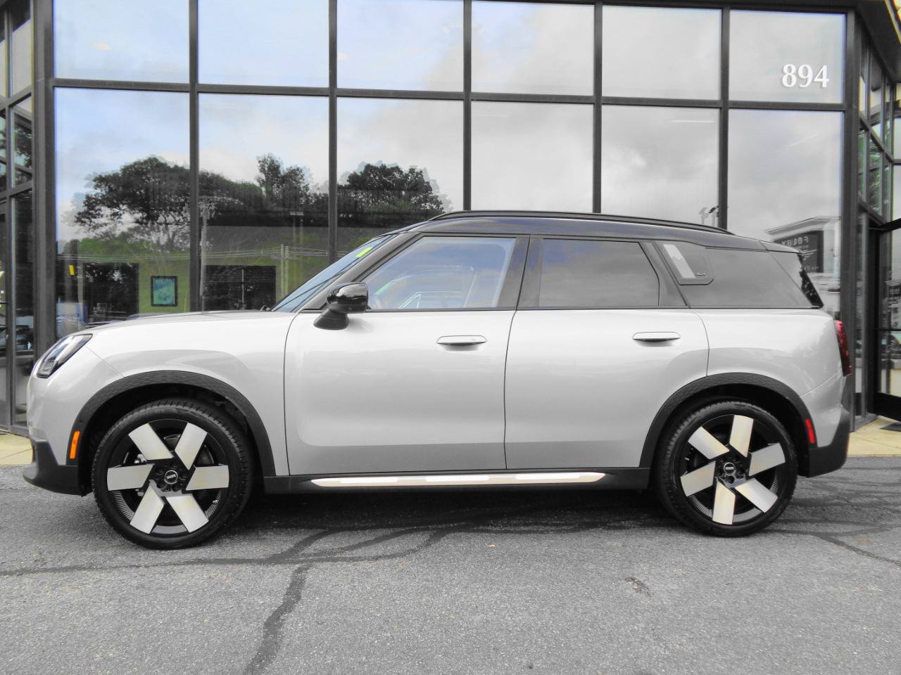 Used 2025 MINI Cooper Countryman S w/ Comfort Package Max AWD/4WD image 8
