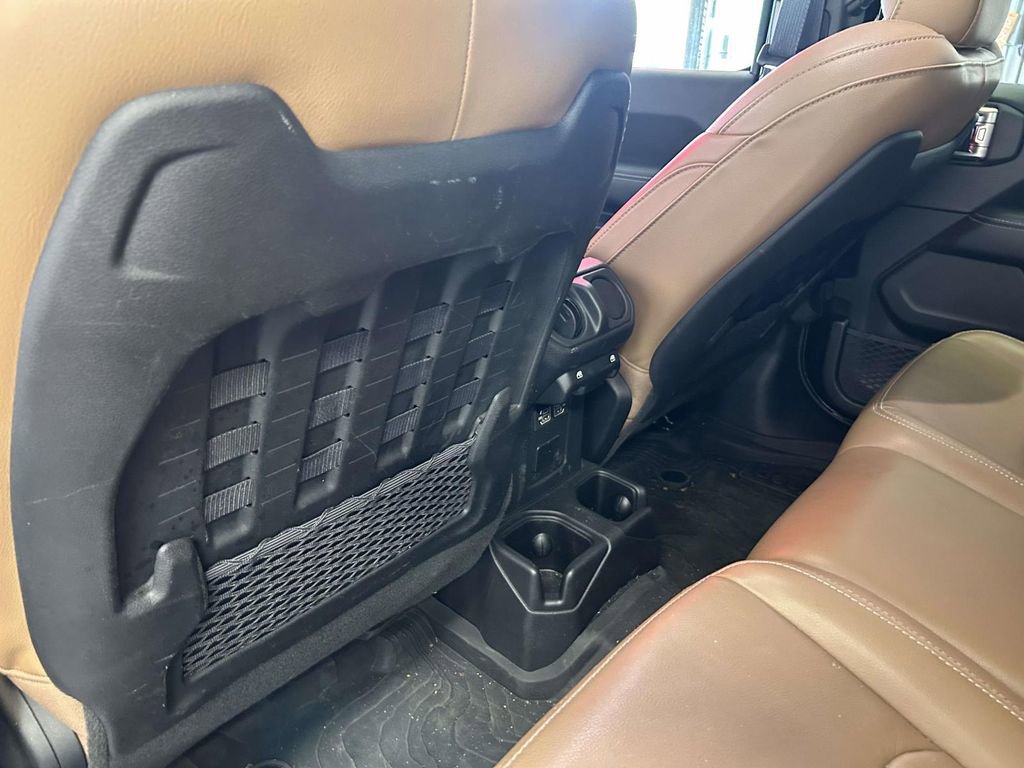 Used 2022 Jeep Gladiator Rubicon AWD/4WD image 18