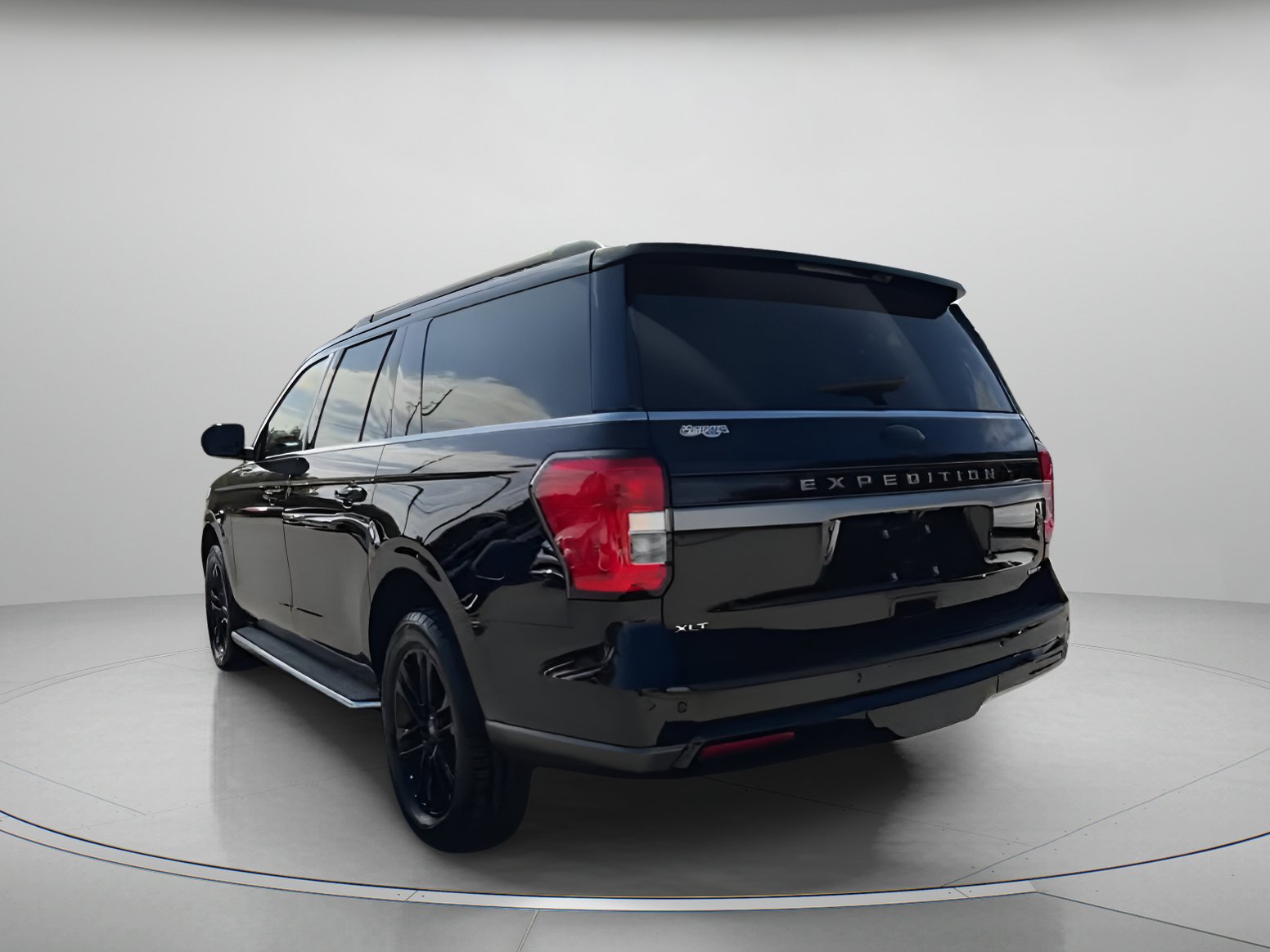 Certified 2022 Ford Expedition Max XLT image 22